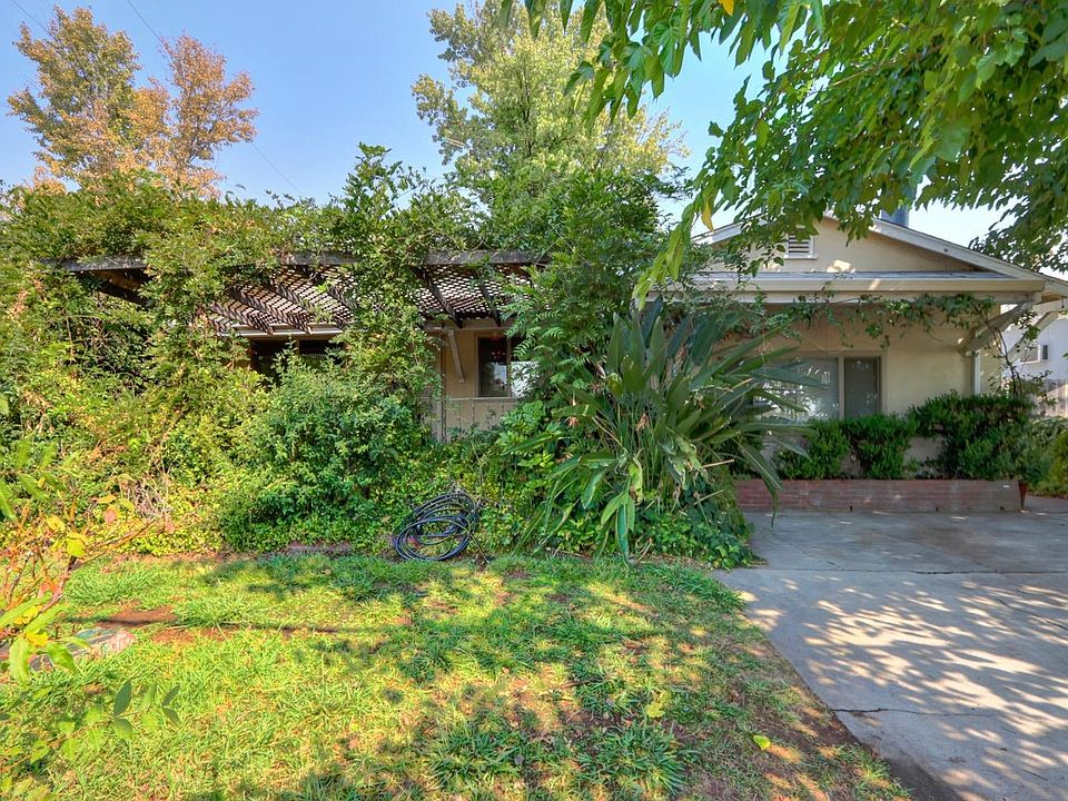 1st image of 3853 A St
