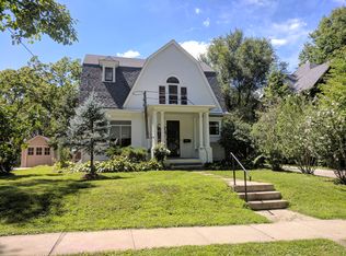 419 S Lucas St, Iowa City, IA 52240
