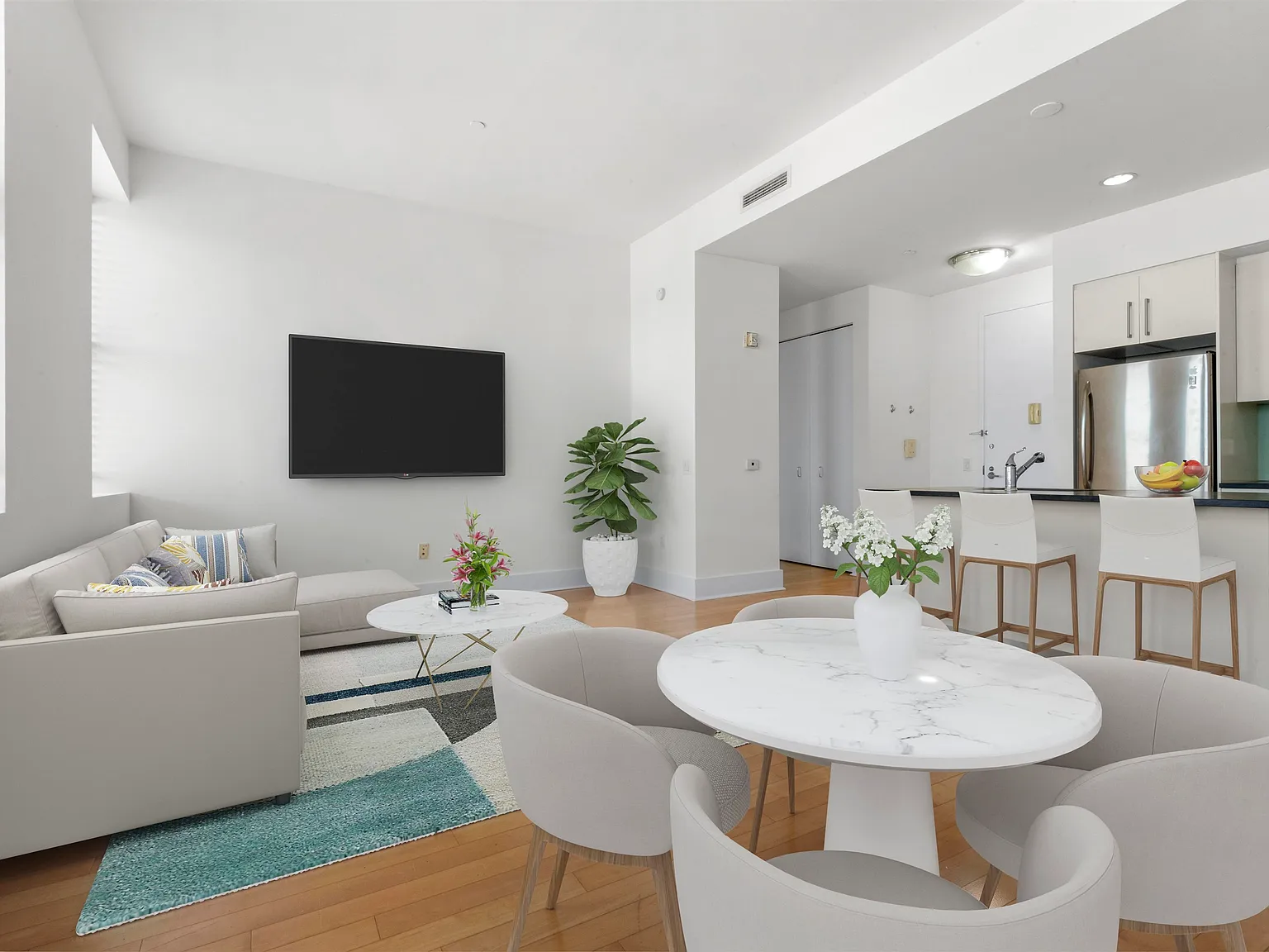 1 bed, 1.0 bath, $2,650 — Photo 1
