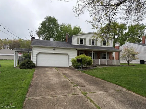 6137 Acatello Pl, Poland, OH 44514