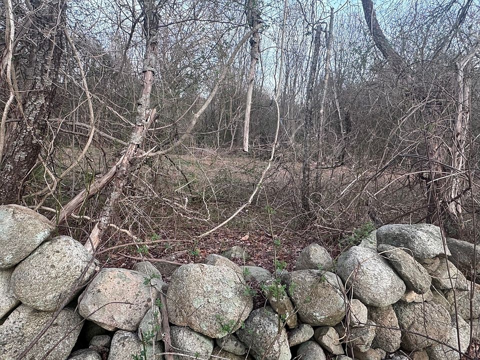 2nd image of 3 Adamsville Rd