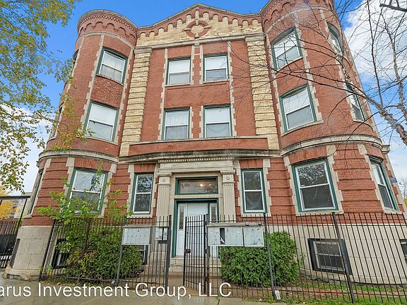 2nd image of 5201 S Calumet Ave #1B
