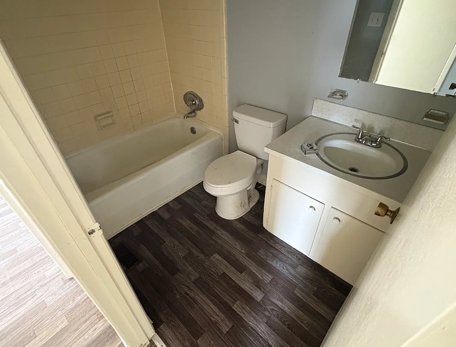 2 bed, 960 sqft, $1,150 — Photo 4