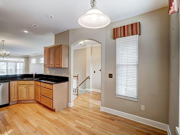 4th image of 8358 Poppy Ln
