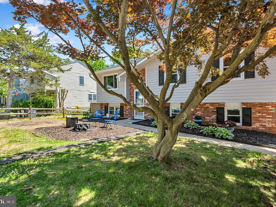 1st image of 323 Ternwing Dr