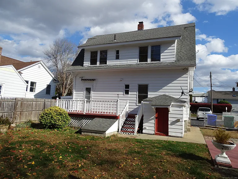 45 Olive St — Photo 5