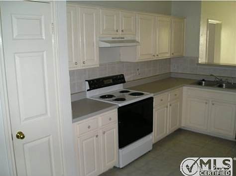 Large Kitchen
