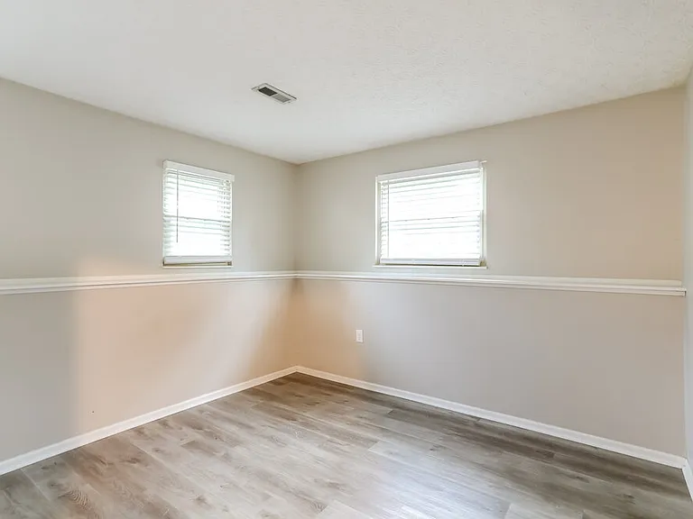 3726 Mountshannon Rd — Photo 14