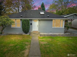 3325 SE 5th St, Renton, WA 98058