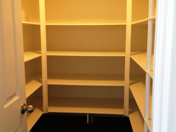 walk in pantry