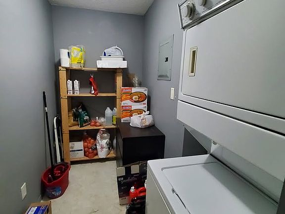 5th image of 2436 Guardian Rd NW