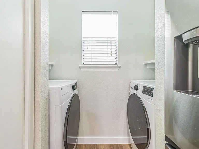 1801 Verbena Way — Photo 18