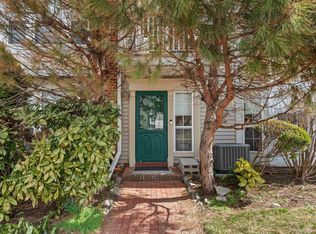 Society Hill, Jersey City, NJ 07305