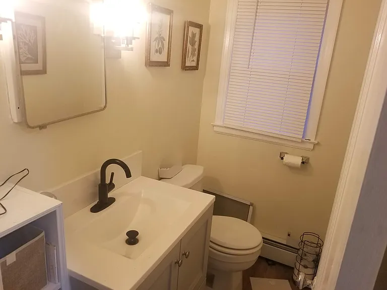 373 Oak St — Photo 11