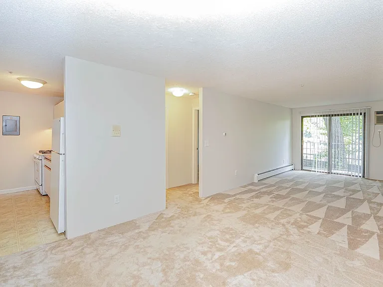 199 Aiken Ave — Photo 14