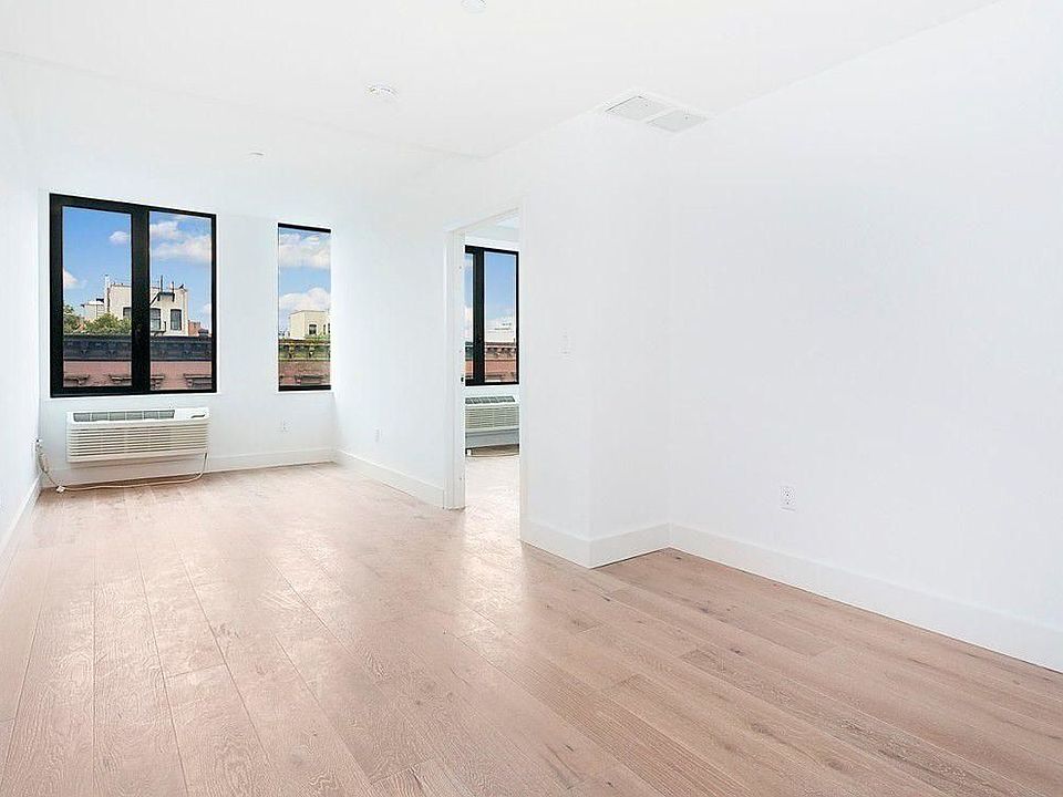 1st image of 69 E 125th St #3A126