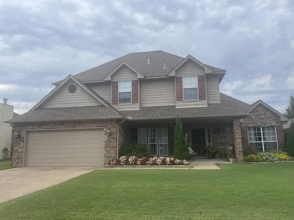 1004 S Yellowood Ave, Broken Arrow, OK 74012