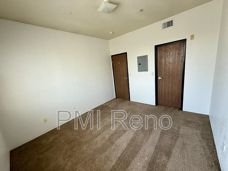 Big Horn Apartments — Photo 20