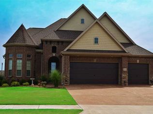 1501 SW Rosedale Ave, Bentonville, AR 72712