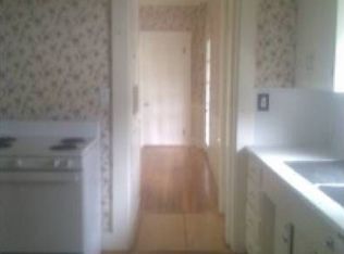 136 Brunswick Ave, Gardiner, ME 04345