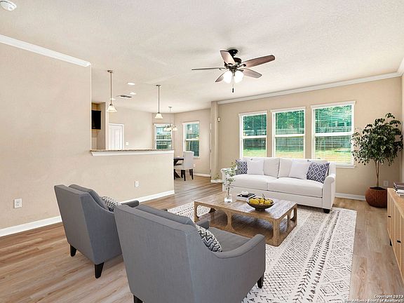 2nd image of 2955 Nicholas Cove