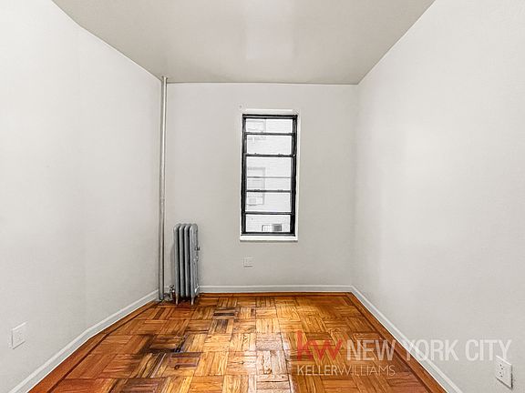 5th image of 45 Bay 28 St #A6
