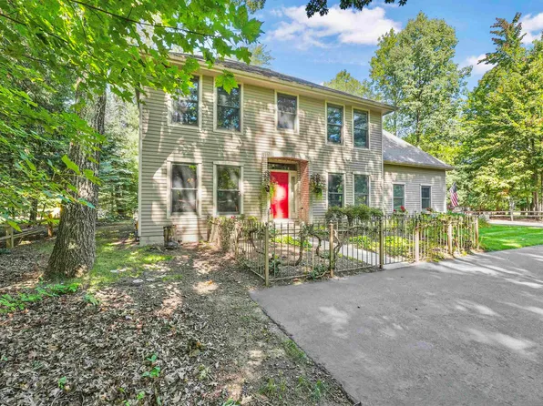 3299 Holiday Village Rd, Traverse City, MI 49686