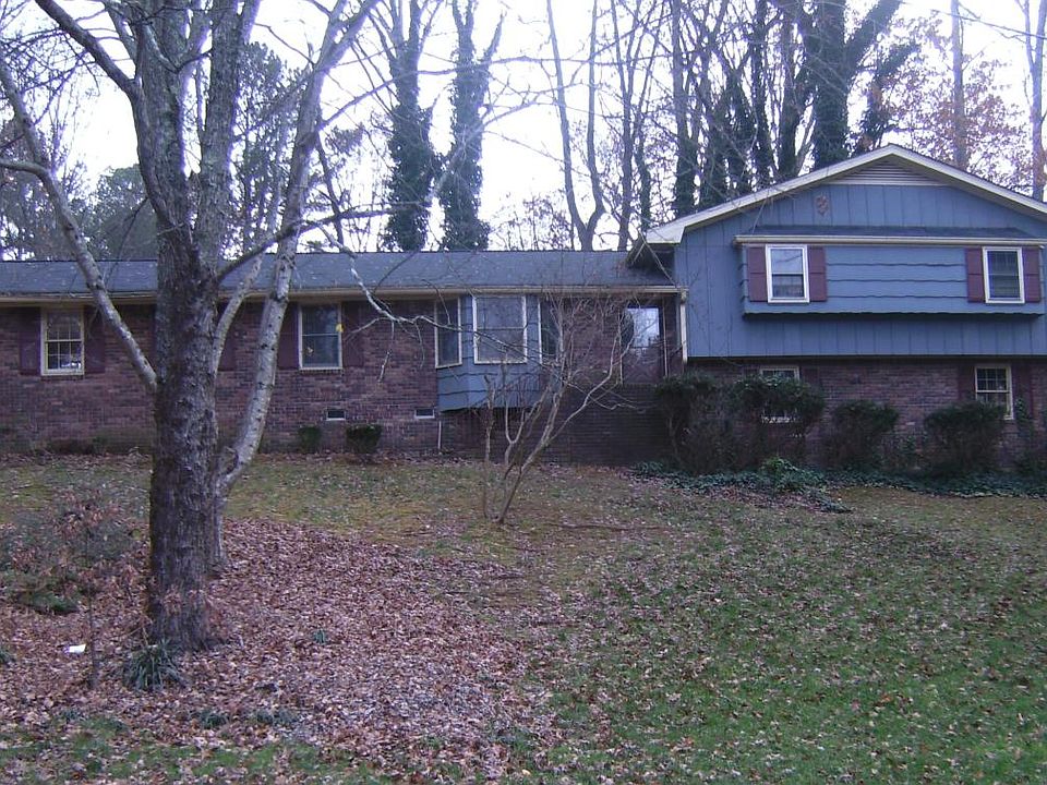 Split level home