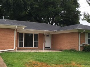 1529 Pin Oak Ave, Huntsville, TX 77340