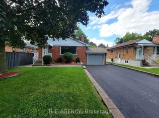 26 Beaverbrook Ave, Toronto, ON M9B2M9