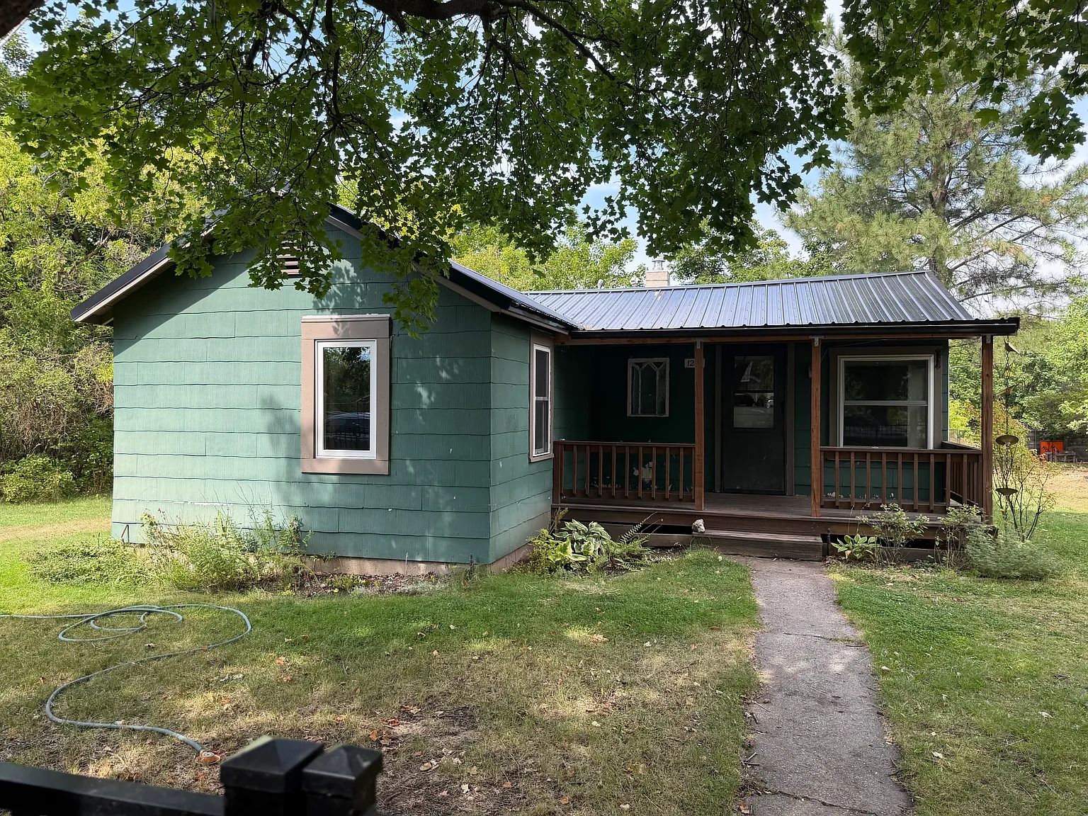 2 bed, 950 sqft, $1,950 — Photo 1