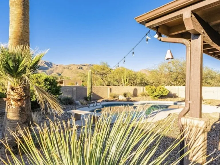 4301 N Gunpoint Dr — Photo 32