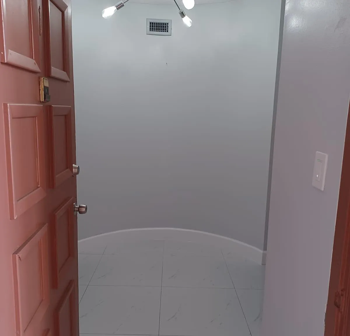 2 bed, 1252 sqft, $1,850 — Photo 3