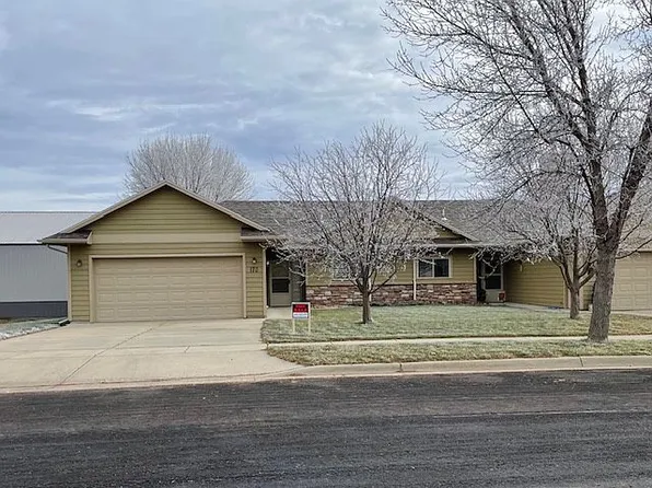 170 S Juniper St, Parker, SD 57053