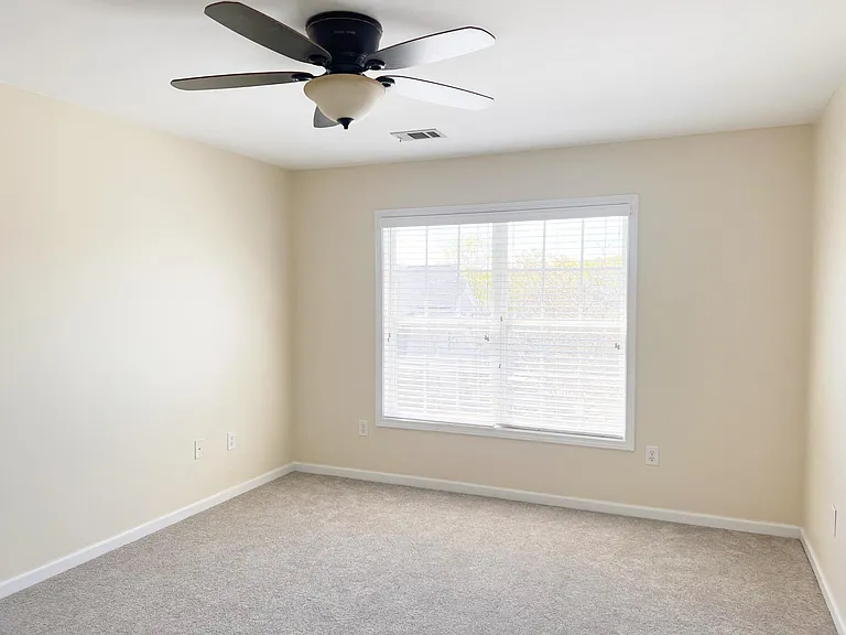 514 Adeline Ct — Photo 33