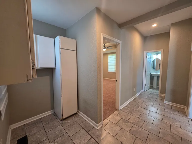 212 Elm Ave — Photo 13