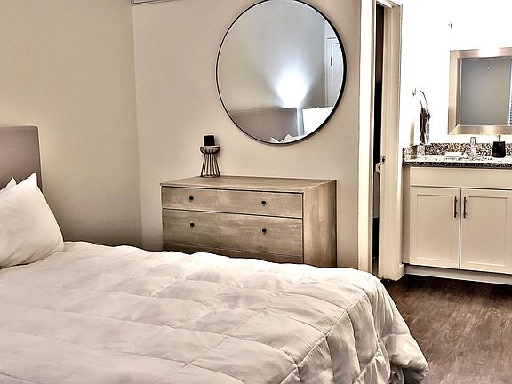 4th image of 4500 Camp Bowie Blvd APT 27