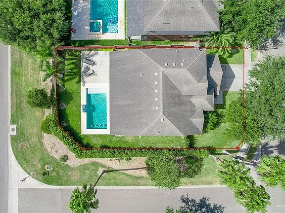 4th image of 4502 Santa Olivia St