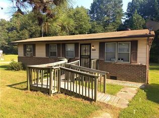 9098 Sussex Dr, Stony Creek, VA 23882