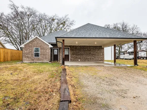 303 W 4th St, Dodd City, TX 75438