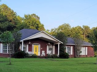235 River Chase Dr, Bainbridge, GA 39819