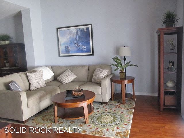 1st image of 1044 Coquina Ln