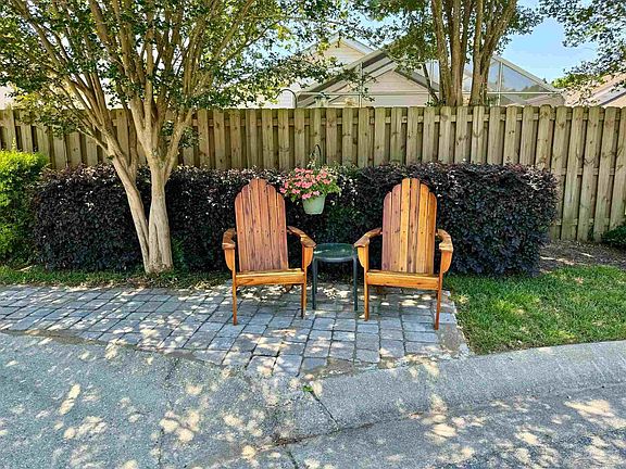 5th image of 5600 Enchanting Oaks Dr