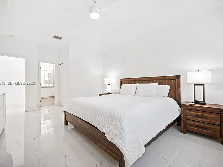 445 Conservation Dr — Photo 14