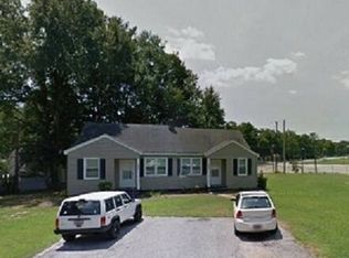 105 Givens St #B, Fountain Inn, SC 29644