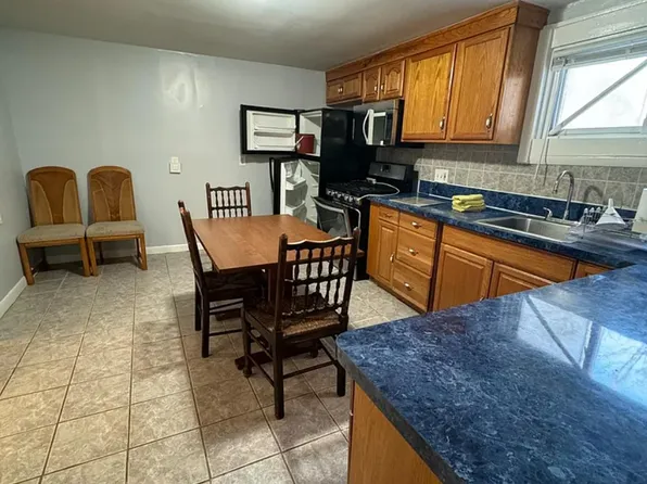 21 Throop Ave #1, New Brunswick, NJ 08901