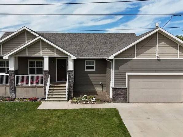 217 S 6th Ave, Stirling, AB T0K 2E0