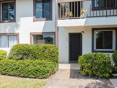600 Misty Pines CIR #F105, Naples, FL, 34105
