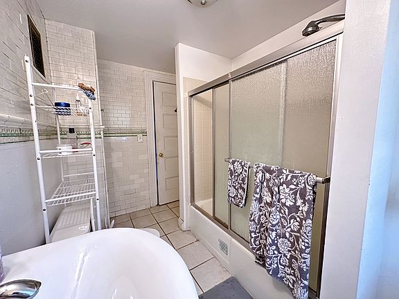 5th image of 304 S Negley Ave #2