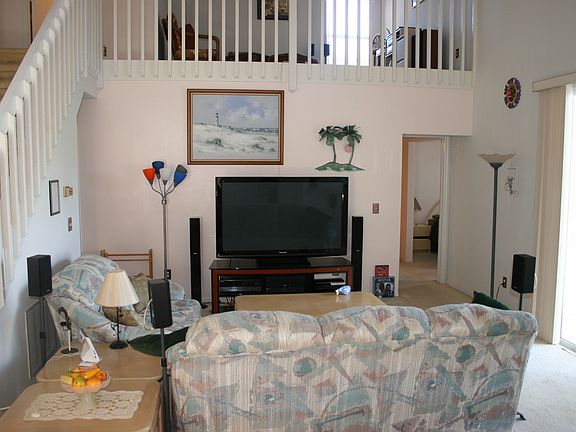2nd image of 2648 Chatham Cir